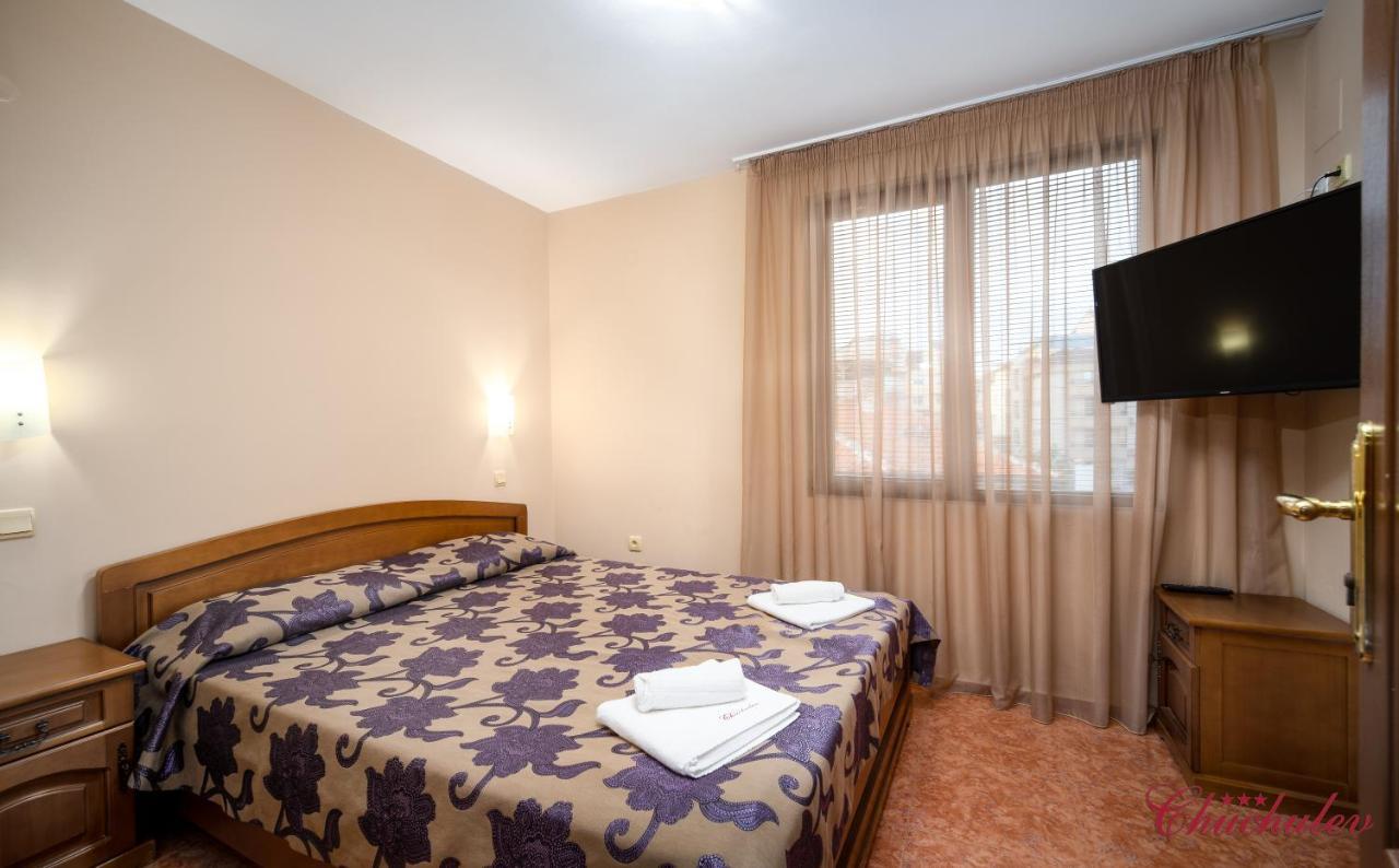 Hotel Chuchulev Sozopol Buitenkant foto