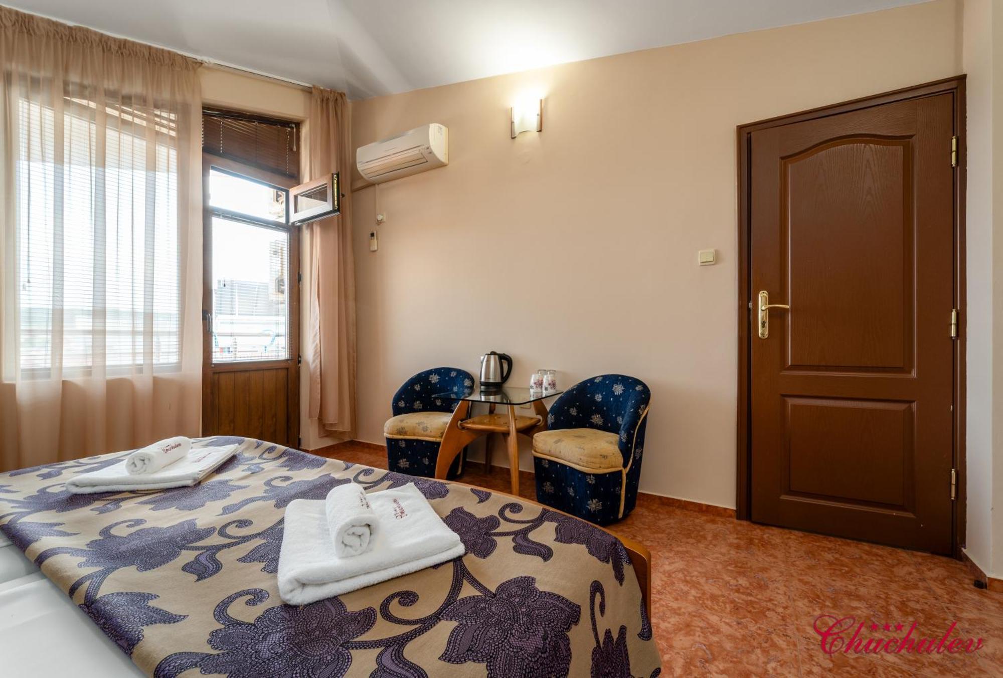 Hotel Chuchulev Sozopol Buitenkant foto