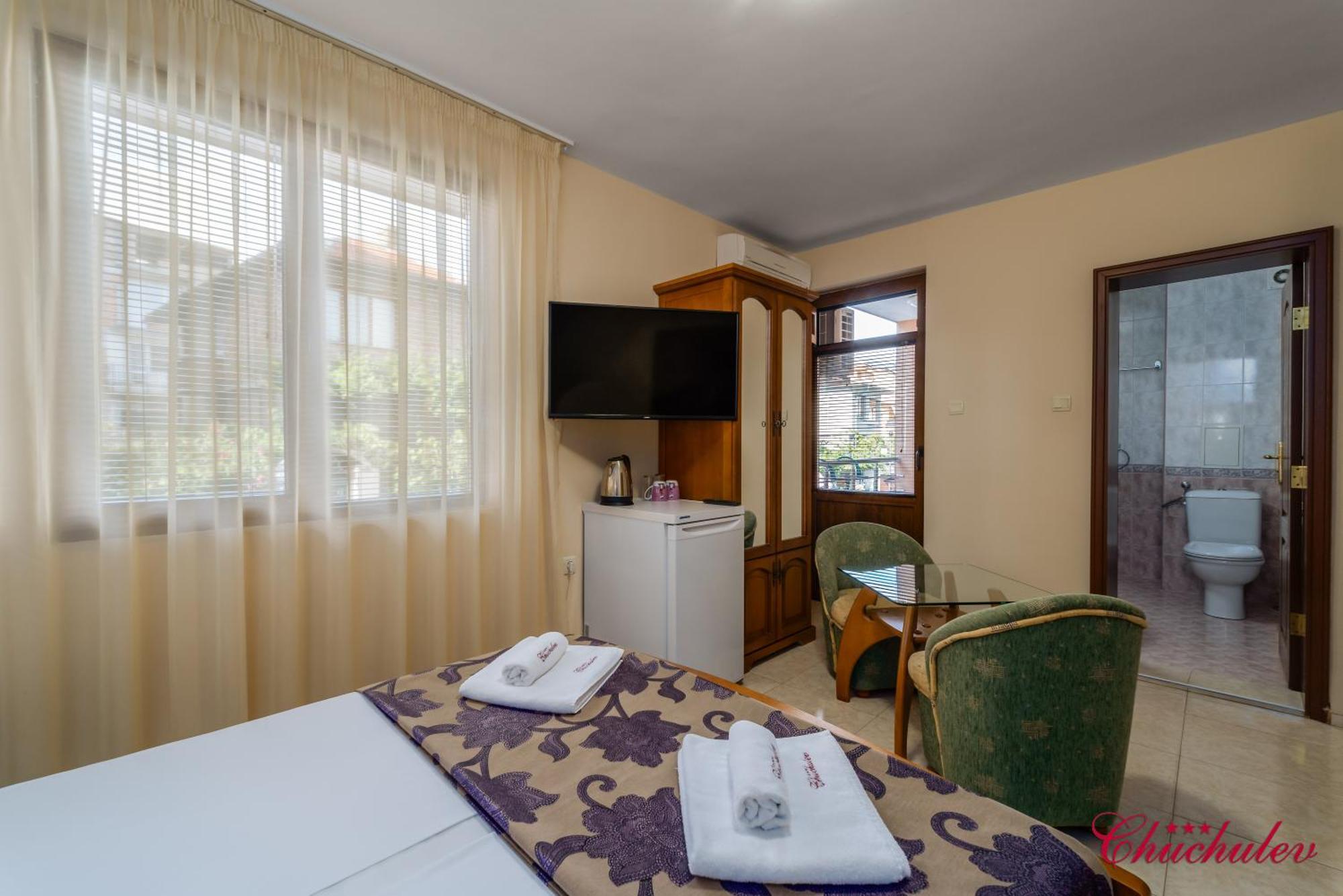 Hotel Chuchulev Sozopol Buitenkant foto