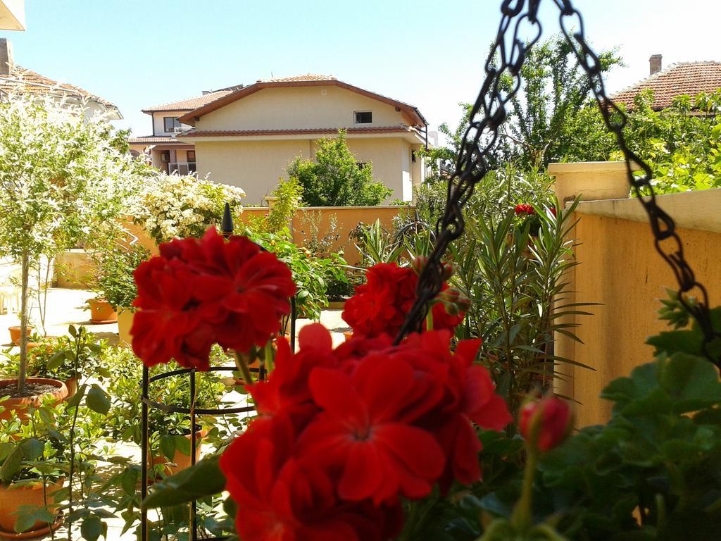 Hotel Chuchulev Sozopol Buitenkant foto